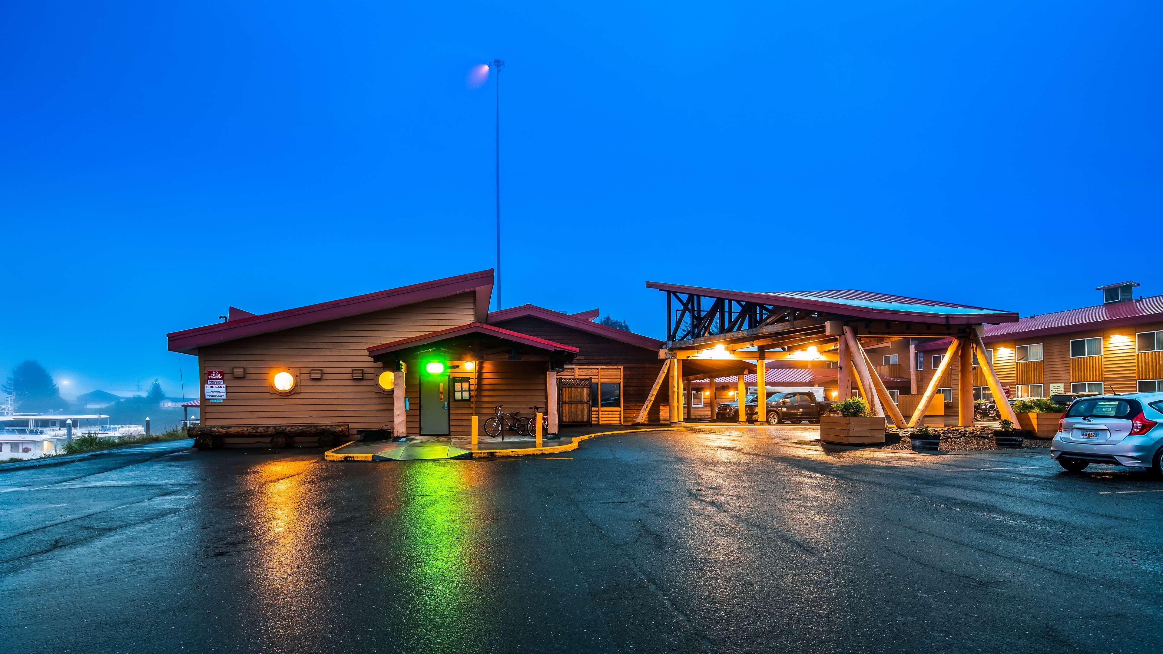 Best Western Valdez Harbor Inn Екстериор снимка
