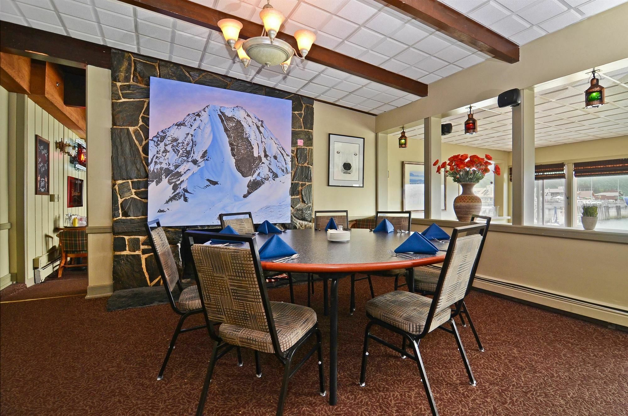Best Western Valdez Harbor Inn Екстериор снимка